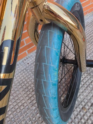 Bicicleta BMX Mafia Bikes Dorada