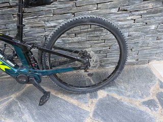 Bicicleta eléctrica trek Powerfly 4 Tiene un uso.
