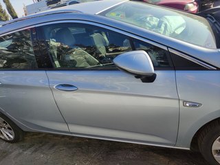 Puerta delantera derecha Opel Astra K Sports y_308