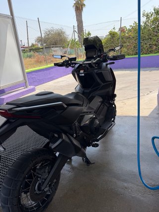 Honda X-ADV 750 Negra