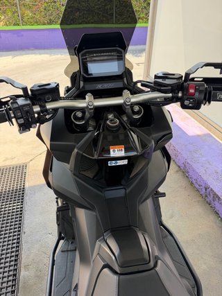 Honda X-ADV 750 Negra