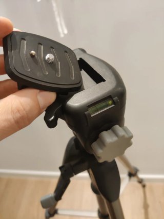 Trípode para cámara fotográfica Patas ajustables.