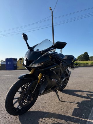 Yamaha YZF-R 125cc Negra