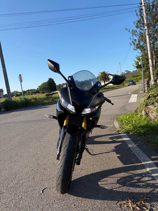 Yamaha YZF-R 125cc Negra