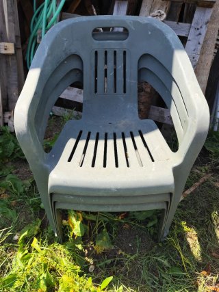 Sillas de plástico apilables (verdes)