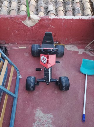 Cochecito de juguete para niño