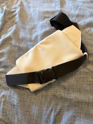 Riñonera impermeable blanca