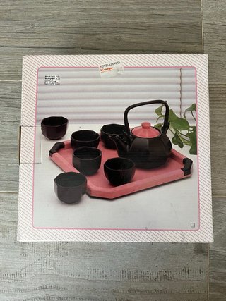 Juego de té negro y blanco