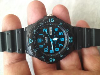 Orologio Casio MRW-200H Uomo Nero Blu