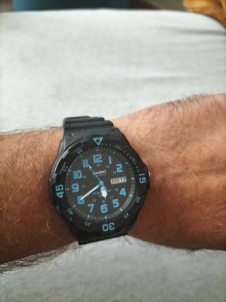 Orologio Casio MRW-200H Uomo Nero Blu