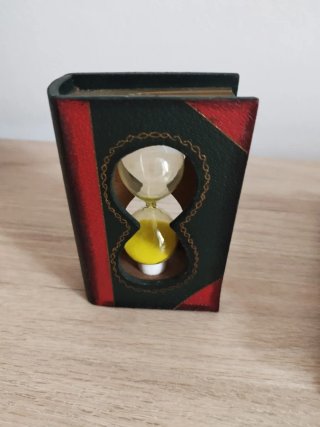 Quemador incienso y reloj arena