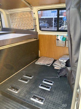 Volkswagen Transporter T5 2004
