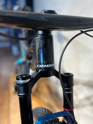 ORBEA OIZ M-LTD 2025 Flight Attendant / Talla M