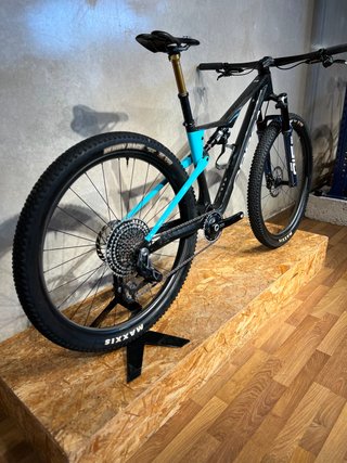 ORBEA OIZ M-LTD 2025 Flight Attendant / Talla M