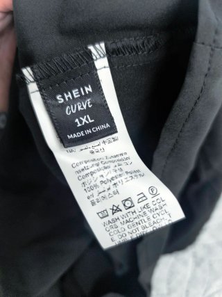 Camisa negra