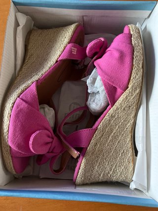 Sandalias Fucsia Verano Tacón Cuña Nuevas