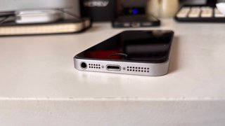 iPhone SE 32GB plateado
