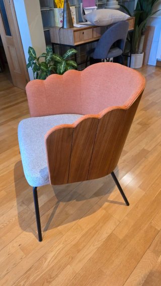 Silla Rene The Massie Madera y Tela