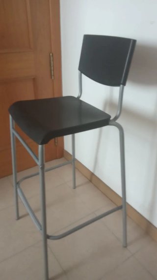 Sillas  Metal y Plástico