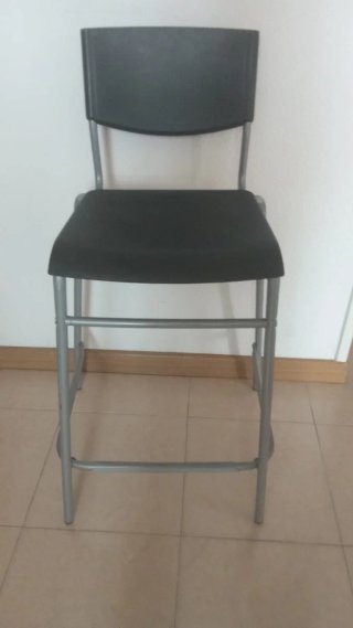 Sillas  Metal y Plástico