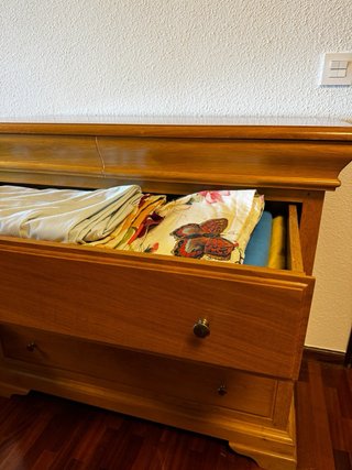 Cómoda de madera maciza de roble con 5 cajones