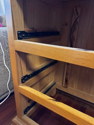 Cómoda de madera maciza de roble con 5 cajones