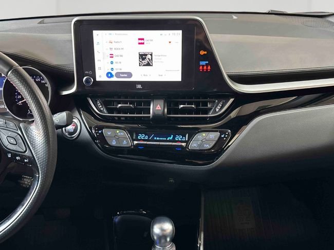Toyota C-HR 2022, foto 14