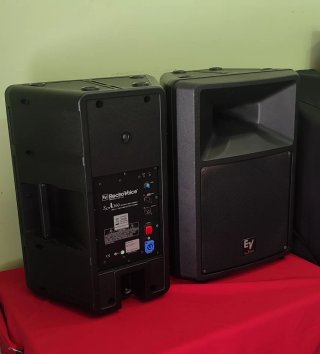 Pareja de Subwoofer Mackie SWA 1501 Negro