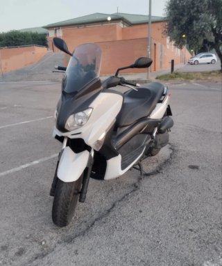 Yamaha xmax 125cc