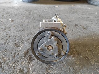 Compresor aire acondicionado 926009154R Daci y_871