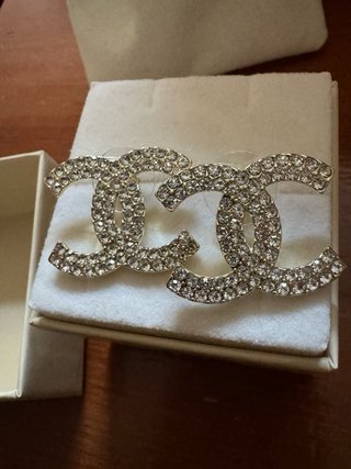 Orecchini Chanel CC Logo Strass Oro Argento