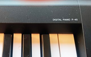 Piano Digital Yamaha P-45 B