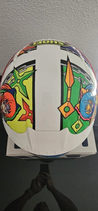 Casco Shoei con caja