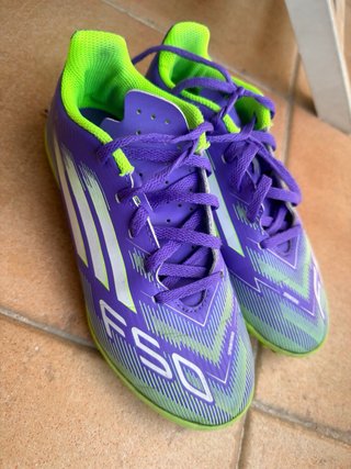 Botas de fútbol para niño , y multitaco