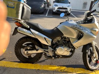 Triumph Tiger 800 Xcx
