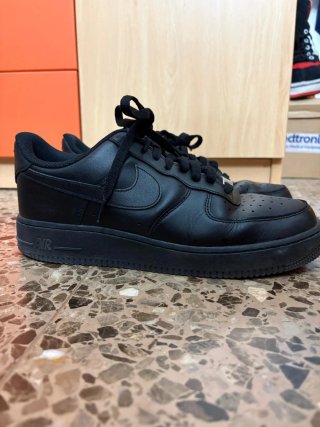 Nike Air Force 1 Negras Talla 44.