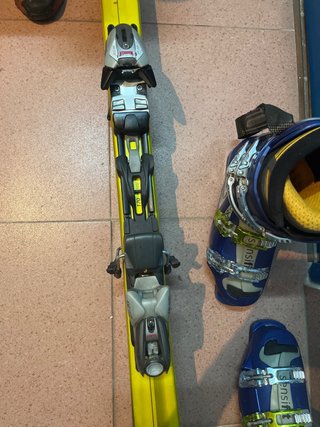 Botas y esquís de máxima calidad precio negociable