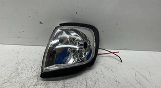 Nissan 389155 261350x000 piloto del izq terrano ii