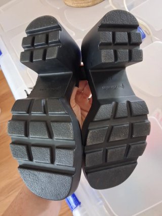Sandalias Stradivarius Negras Tiras Velcro