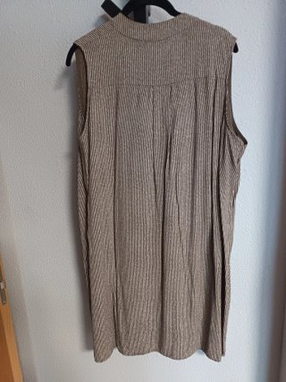Vestido sin mangas estampado