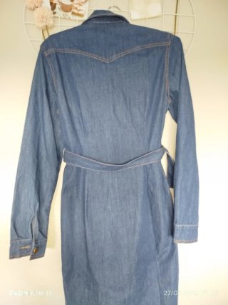 Vestido vaquero con cinturón