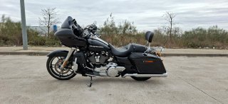 Harley Davidson Road Glide 2018 Negra