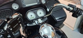 Harley Davidson Road Glide 2018 Negra