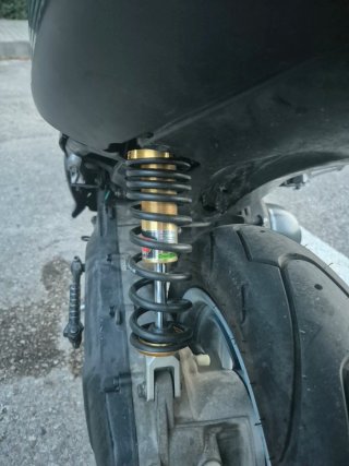 Yamaha Jog R Negra