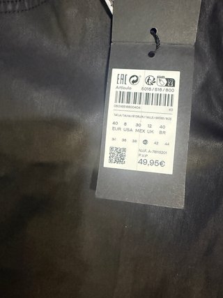 Pantalones negros efecto piel