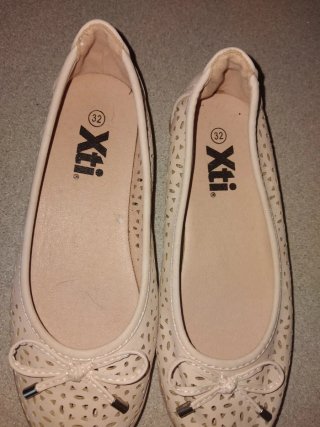 Zapatos niña Xti talla 32 de color rosa como nuevo