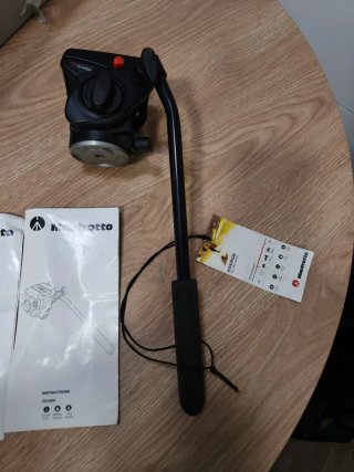 Trípode Manfrotto 055XPROB + Cabezal 701HDV