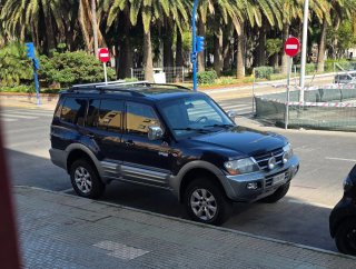 Mitsubishi Montero 2001