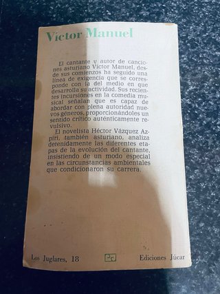 Libro antiguo de Victor Manuel