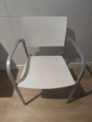 Sillas de cocina o terraza (4 unidades)